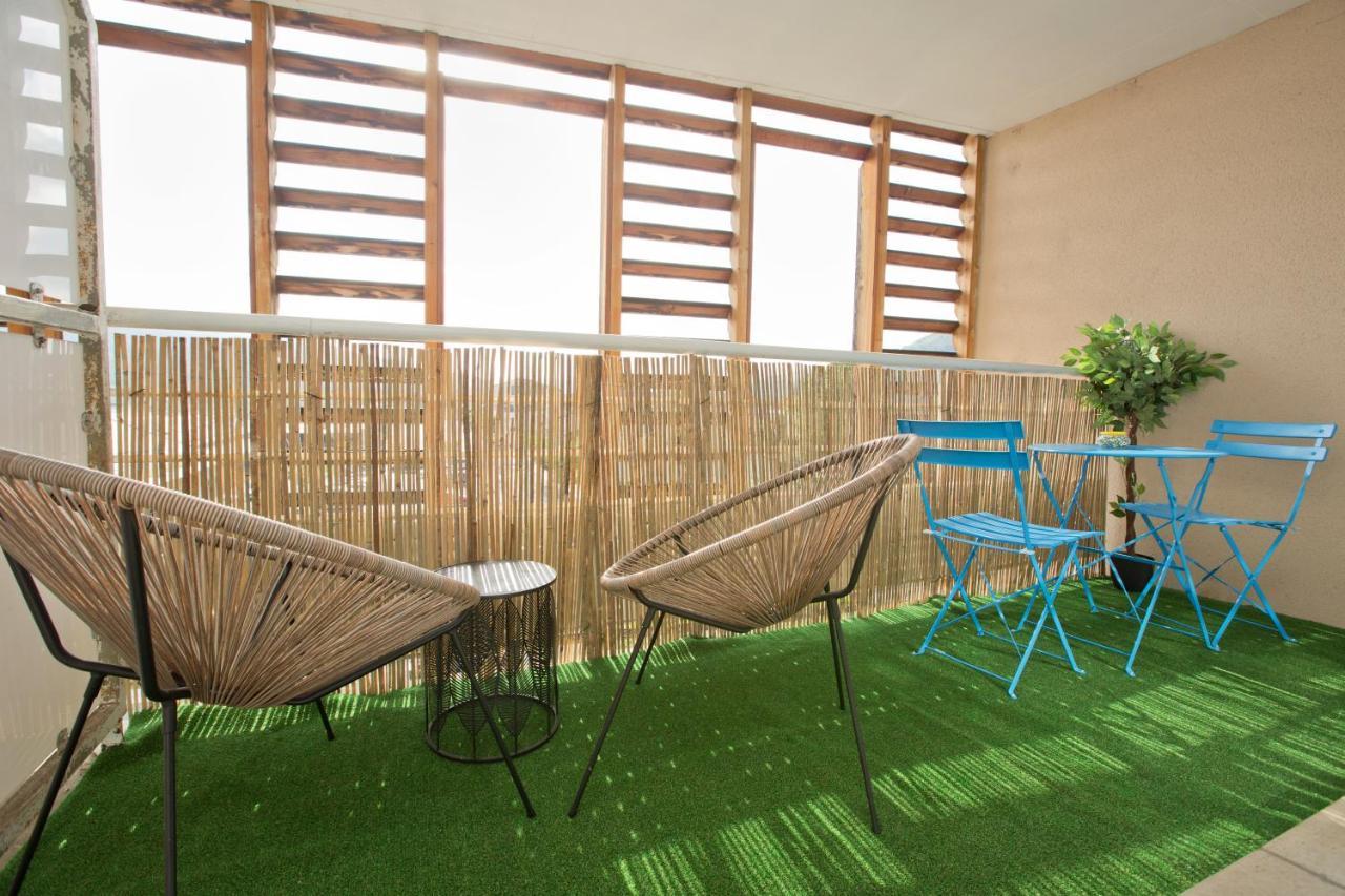 Grand Avec Climatisation, Balcon Proche Gare Centre * Lourdes